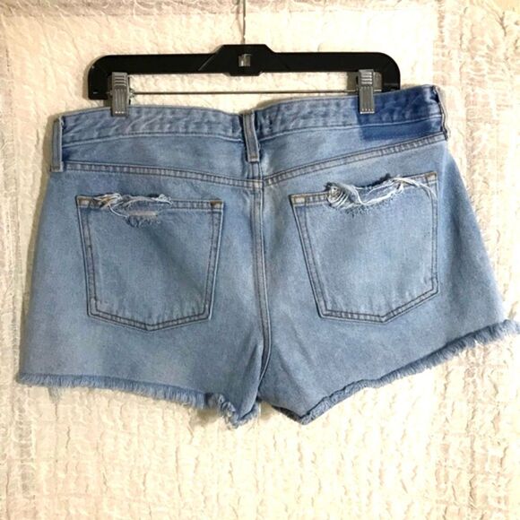 Abercrombie & Fitch Floral Embroidered Shorts Size 31/12 - Picture 3 of 8